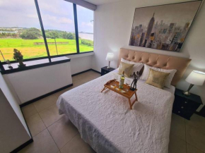 Ecusuites 7Premier Jacuzzi Vista al Río GYE